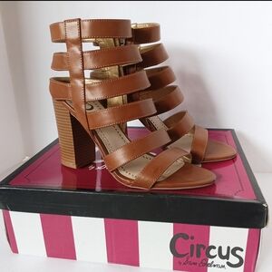 🖤 Circus by Sam Edelman Neva Saddle Strap Heels Zip Brown 8.5 Ankle Chunky